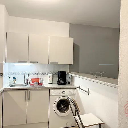 F2 Climatise A Lamalou-les-bains, Terrasse, Proche Centre Et Thermes, Animaux Acceptes - Fr-1-451-167 Apartment