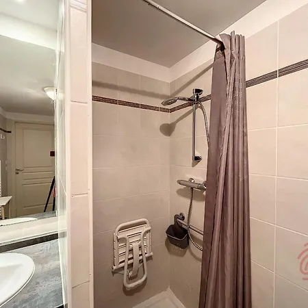 F2 Climatise A Lamalou-les-bains, Terrasse, Proche Centre Et Thermes, Animaux Acceptes - Fr-1-451-167 * Lamalou-les-Bains