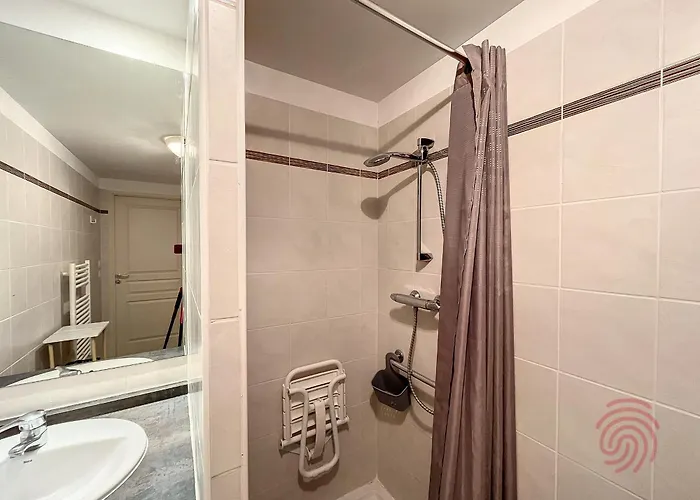F2 Climatise A Lamalou-les-bains, Terrasse, Proche Centre Et Thermes, Animaux Acceptes - Fr-1-451-167 * למאלו-לה-בן